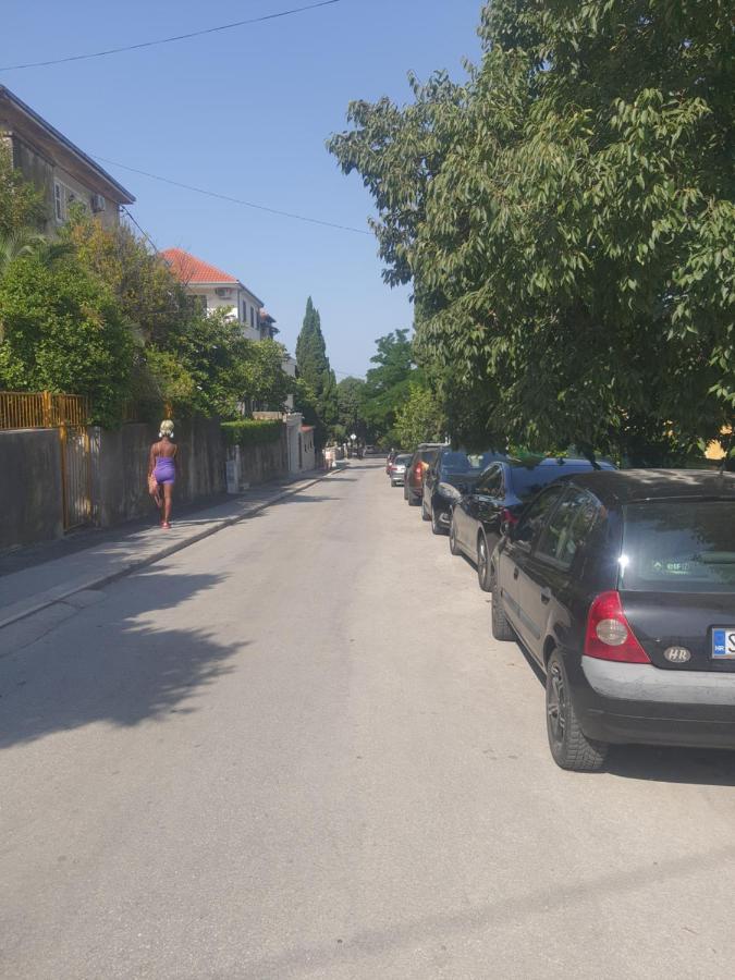 Apartment Izabela Split Bagian luar foto