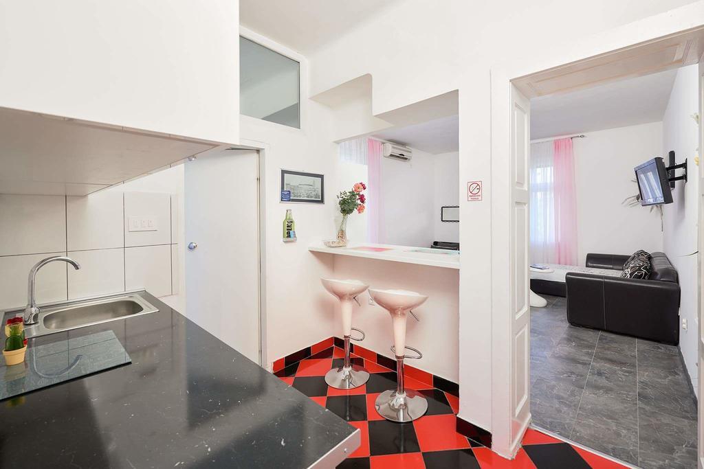 Apartment Izabela Split Bagian luar foto